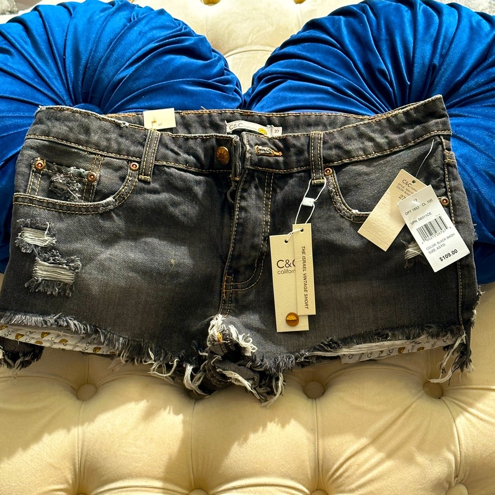 Brand new Limited addition C&C California vintage shorts